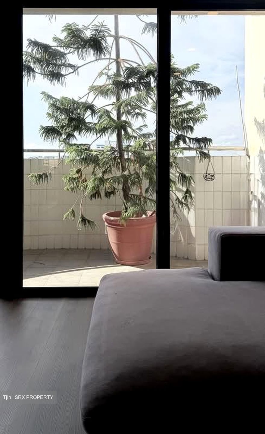 Blk 838 Hougang Central (Hougang), HDB Executive #575054351